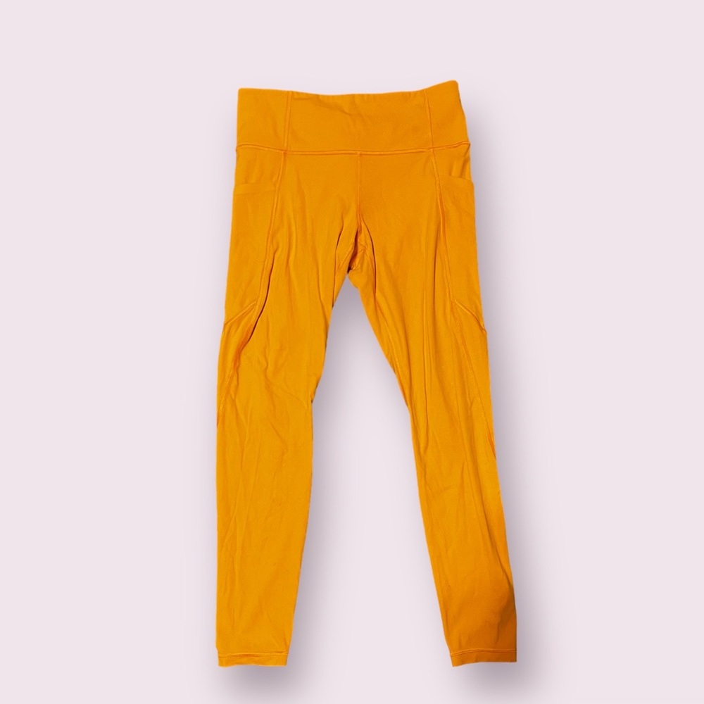 - super soft, 4 pockets ( 2 inside and 2 outside )